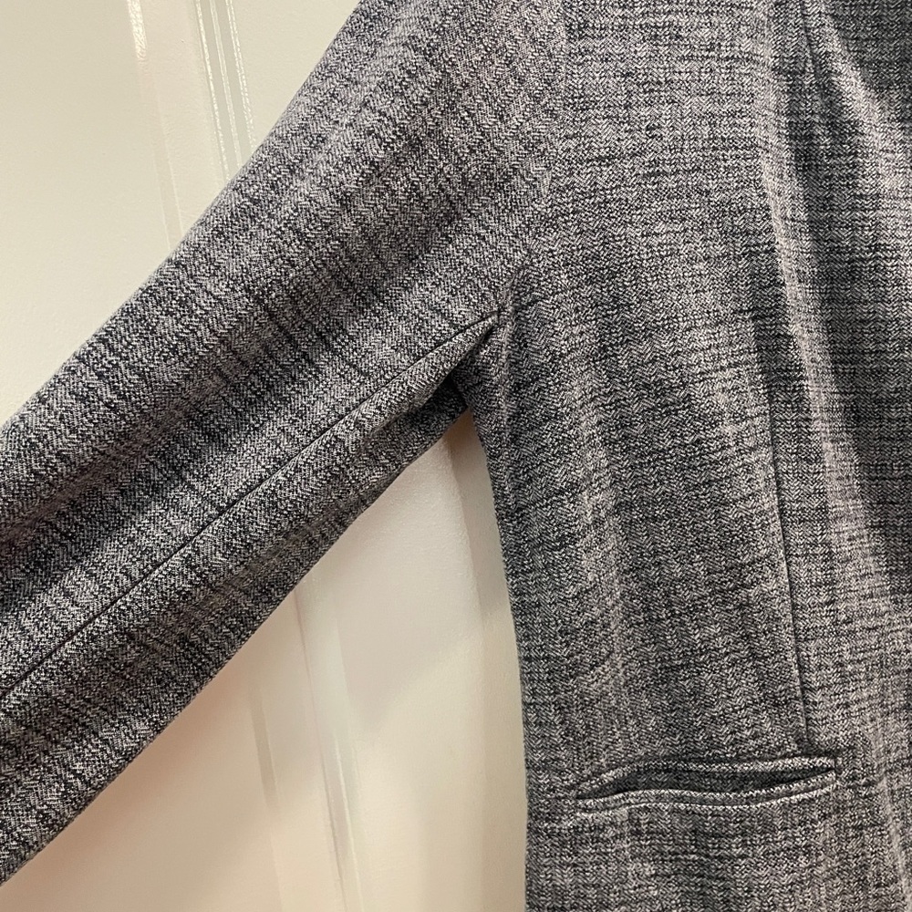 Banana Republic Gray Blazer Professional Wool-Blend - Picture 4 of 10